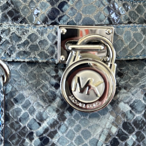Michael Kors Blue Silver Snakeskin  Tote Purse Women’s - Picture 10 of 11